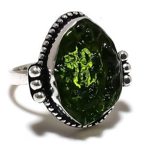 Moldavite-style green glass ring 925 sterling silver size 10